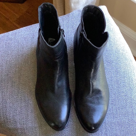 Canal Grande Leather Boots - Picture 8 of 8